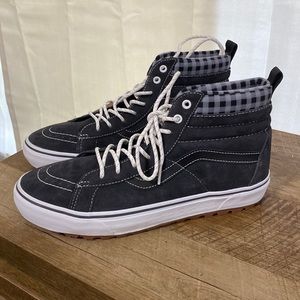 11.5 Mens Vans MTE High SK8 never been worn